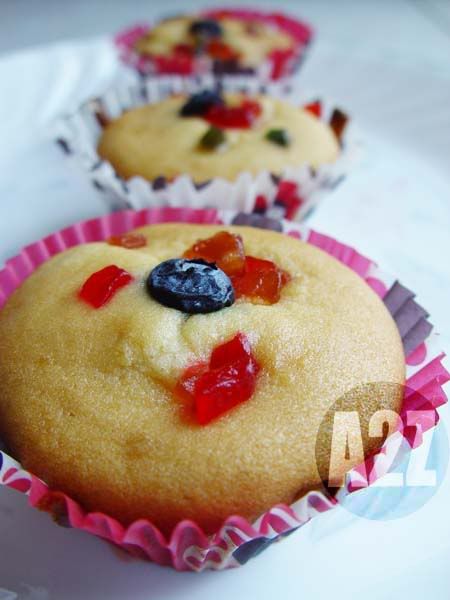 pineapple berry cupcake