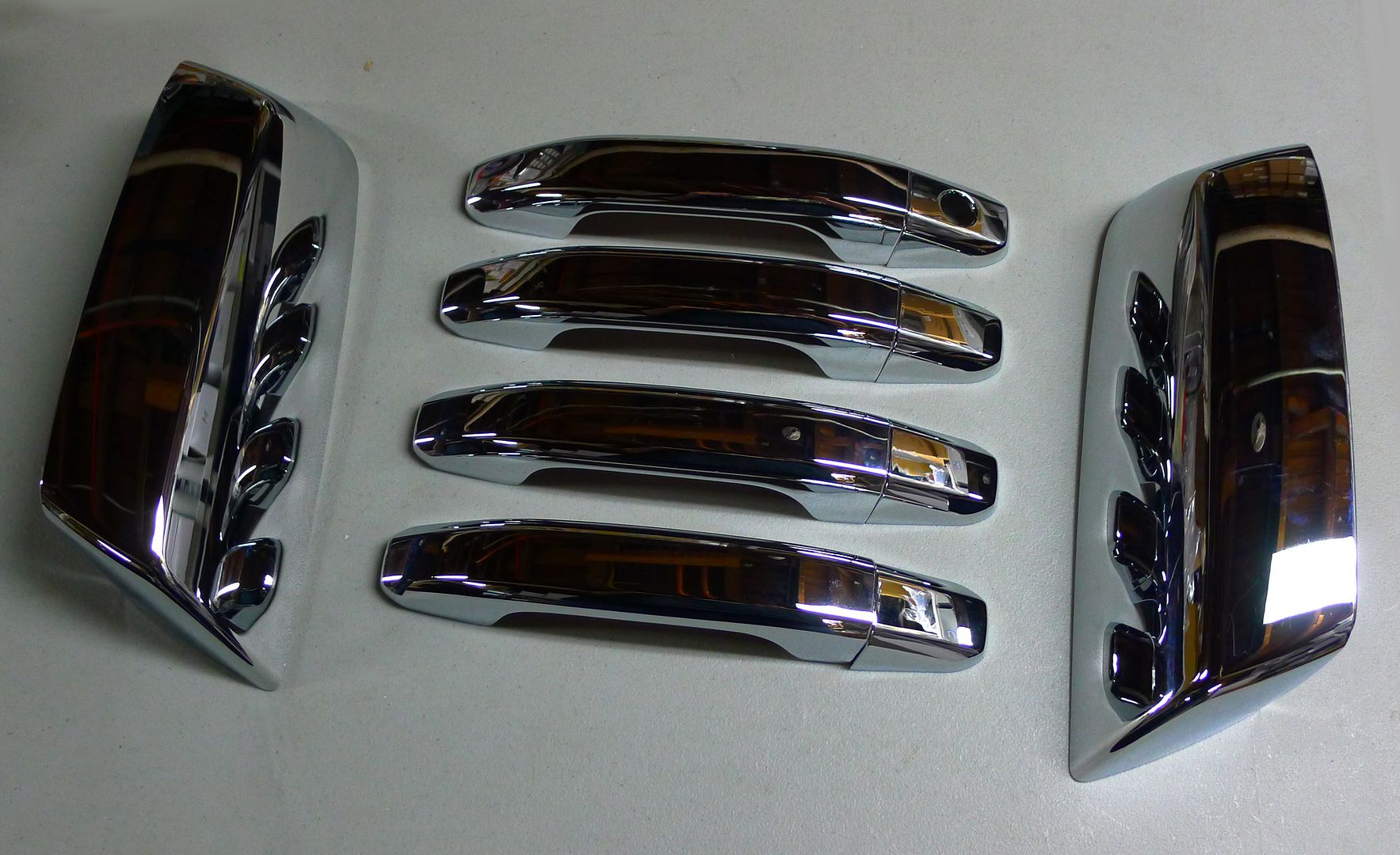 2014chevysilveradochromedoorhandlemirrorcovertrimmolding