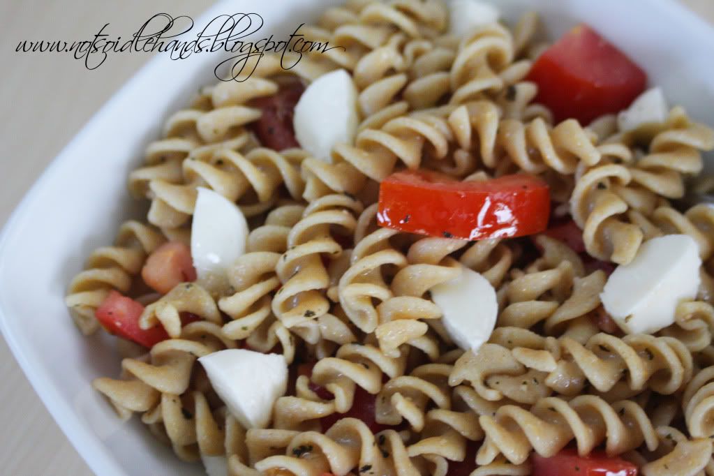 capellini noodles. Capellini Pomodoro