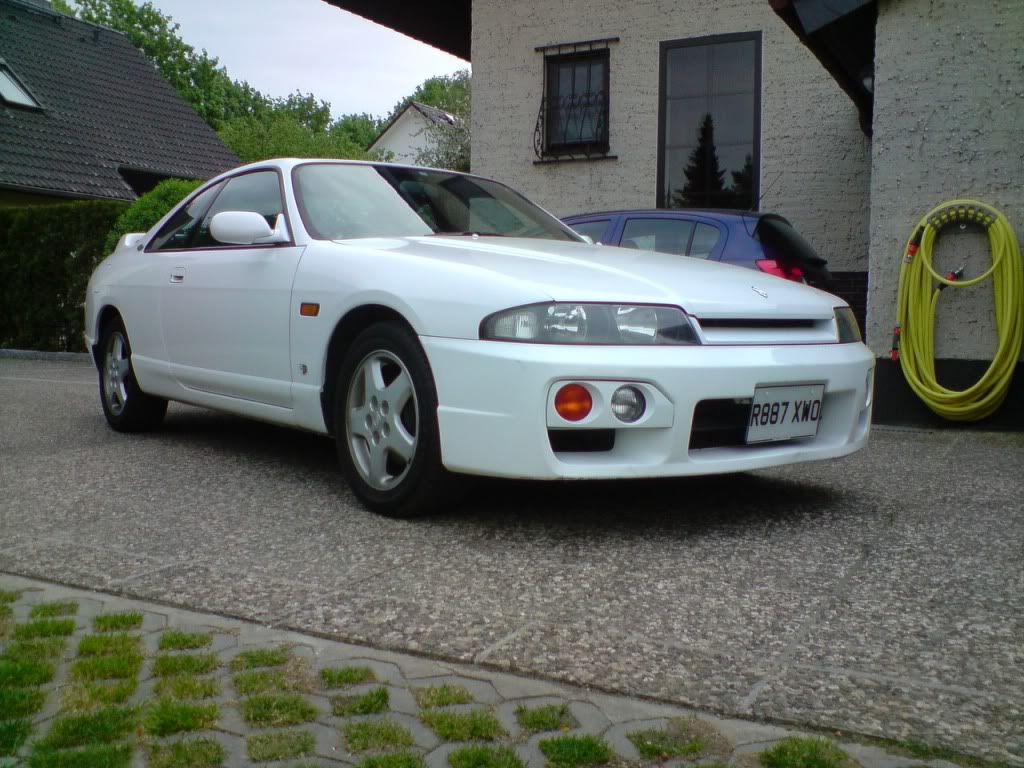 skyline r33 stock