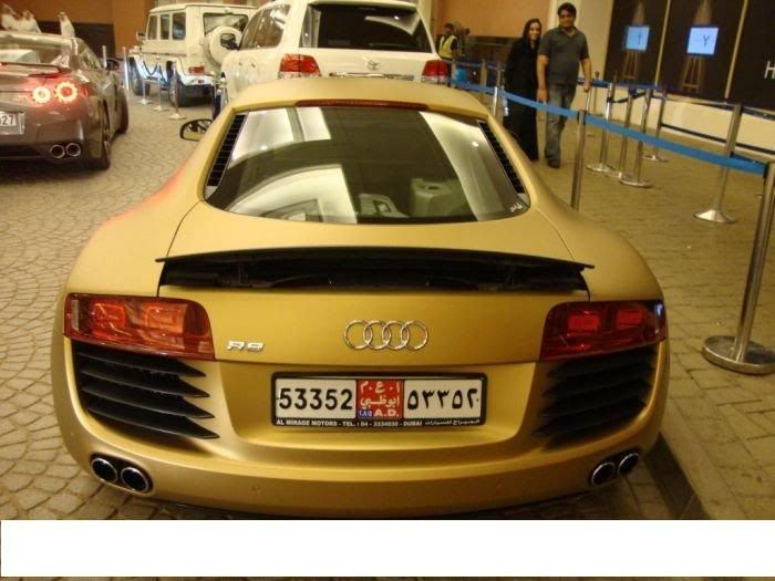 1251783494_audi_r8_gold_04.jpg