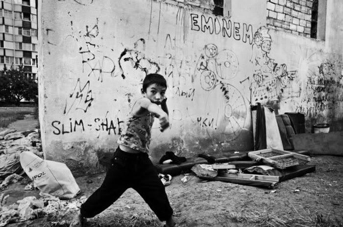 1256882384_children_on_the_streets_.jpg
