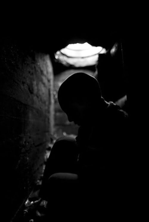 1256882436_children_on_the_streets_.jpg