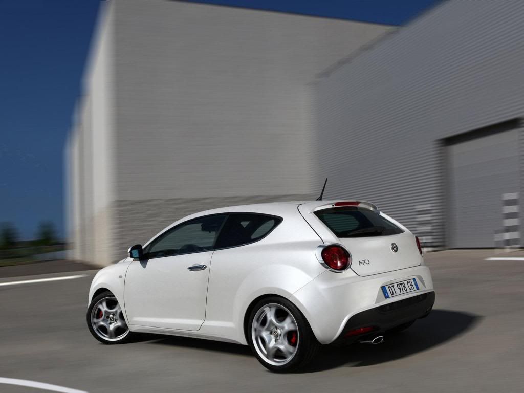 Alfa_Romeo-MiTo_14_MultiAir_2010_16.jpg