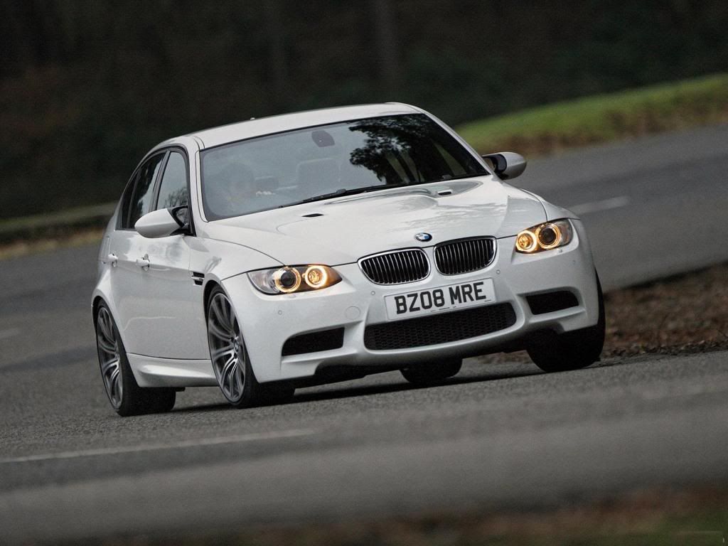 BMW-M3_Saloon_UK_Version_2009_16-10.jpg