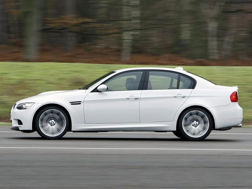 BMW-M3_Saloon_UK_Version_2009_16-6.jpg