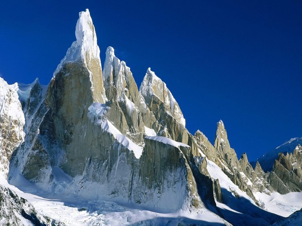 CerroTorreLosGlaciaresNationalParkA.jpg