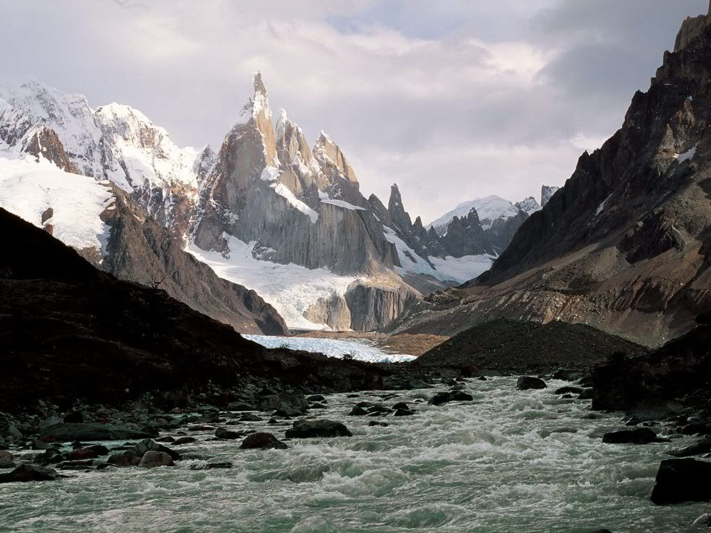 CerroTorreLosGlaciaresNationalParkP.jpg
