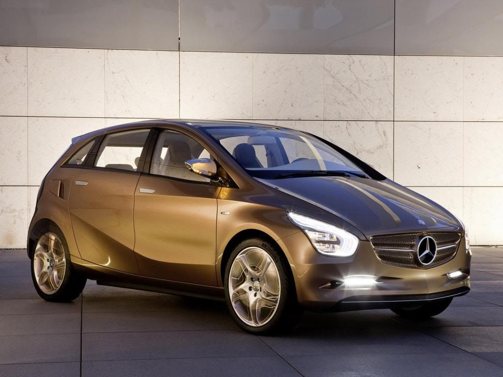 Mercedes-Benz-BlueZero_E-Cell_Pl-6.jpg