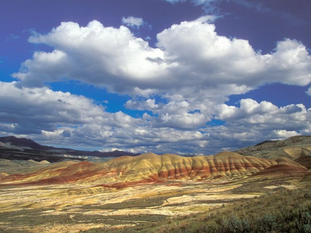 PaintedHillsOregon.jpg