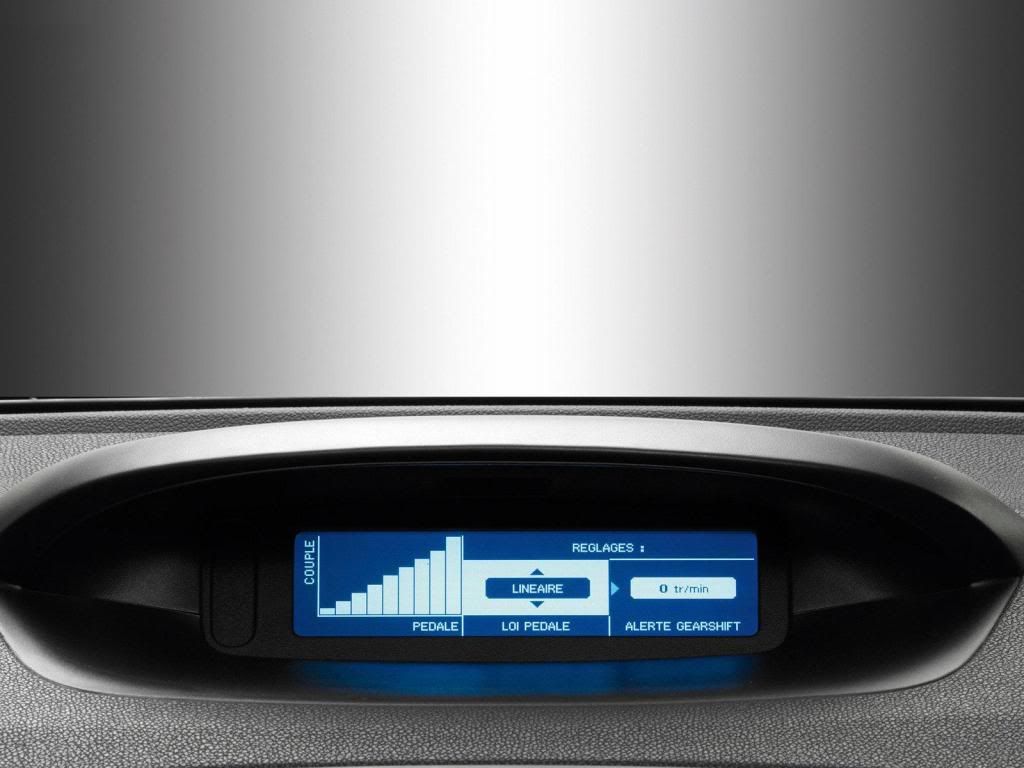 Renault-Megane_RS_2010_1600x1200-5.jpg